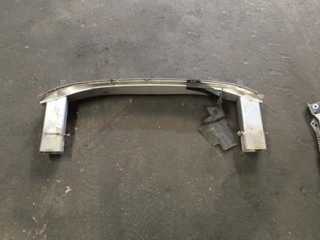 bontott OPEL ZAFIRA C Első Lökhárító Merevítő (Fém)