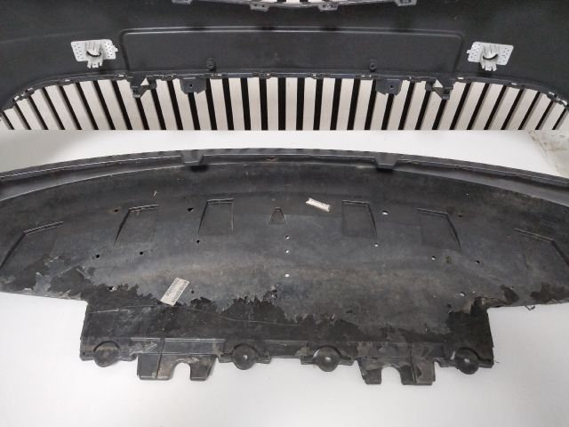 bontott OPEL ZAFIRA C Első Lökhárító (Üresen)