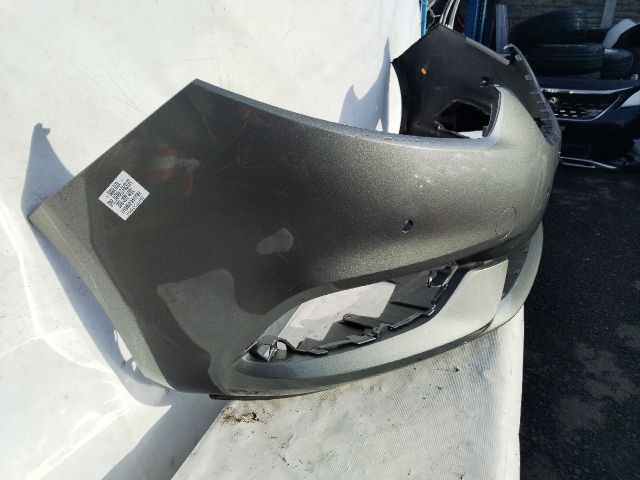 bontott OPEL ZAFIRA C Első Lökhárító (Üresen)