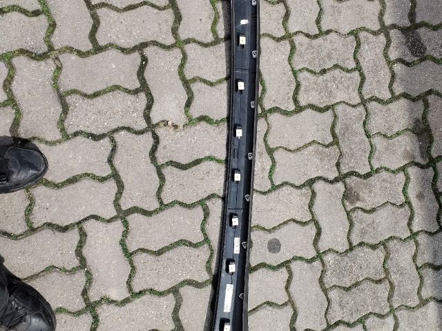 bontott OPEL ZAFIRA C Első Szélvédő Bal Díszléc