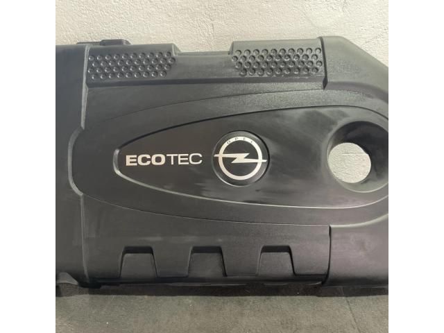 bontott OPEL ZAFIRA C Felső Hűtőburkolat