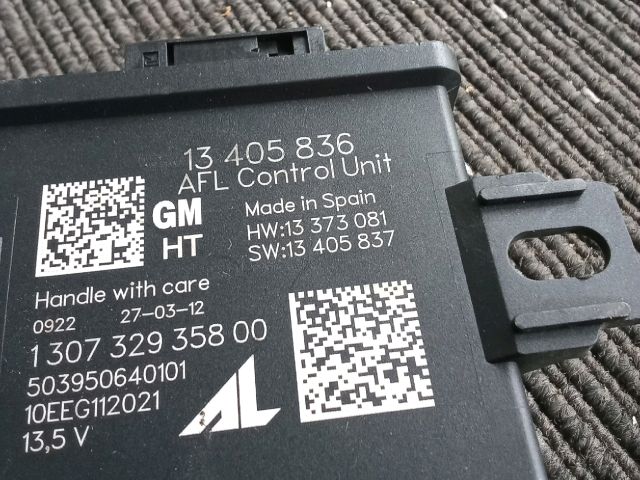 bontott OPEL ZAFIRA C Fényszóró Elektronika