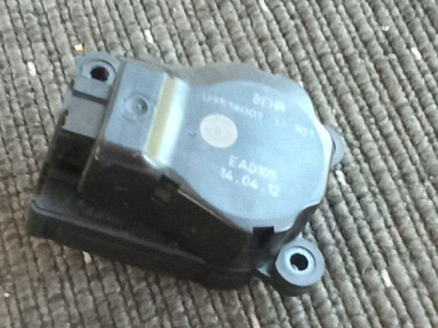 bontott OPEL ZAFIRA C Fűtés Állító Motor