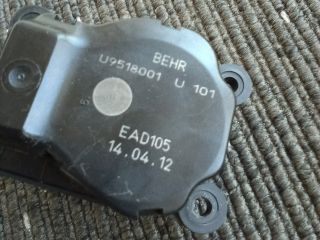 bontott OPEL ZAFIRA C Fűtés Állító Motor