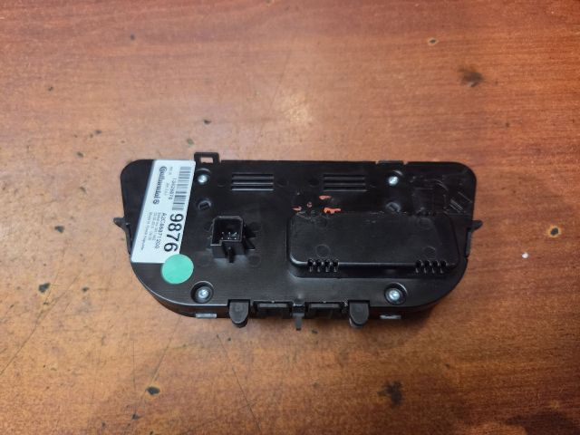 bontott OPEL ZAFIRA C Fűtéskapcsoló (manuális klímás)