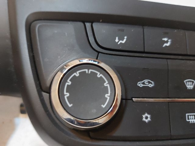 bontott OPEL ZAFIRA C Fűtéskapcsoló (manuális klímás)