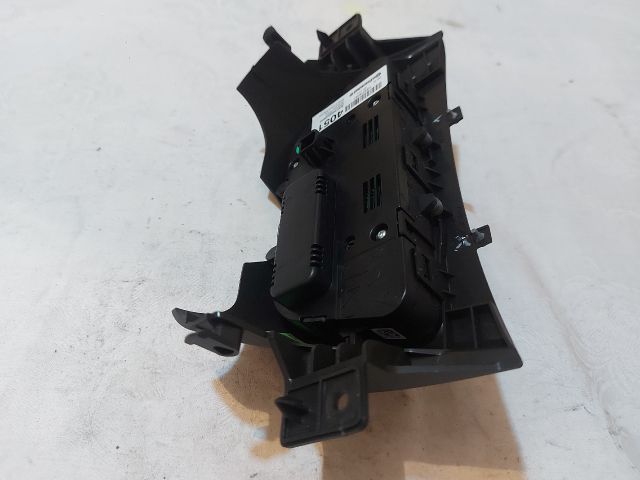 bontott OPEL ZAFIRA C Fűtéskapcsoló (manuális klímás)