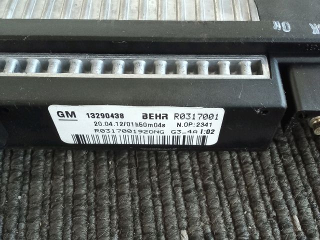 bontott OPEL ZAFIRA C Fűtőradiátor (Elektromos)