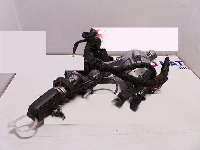 bontott OPEL ZAFIRA C Gyújtáskapcsoló