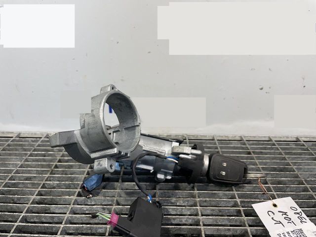 bontott OPEL ZAFIRA C Gyújtáskapcsoló