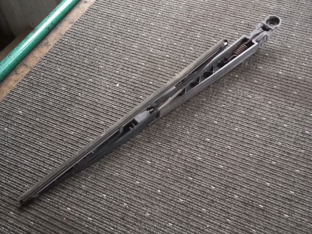 bontott OPEL ZAFIRA C Hátsó Ablaktörlő Kar