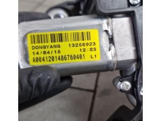 bontott OPEL ZAFIRA C Hátsó Ablaktörlő Motor