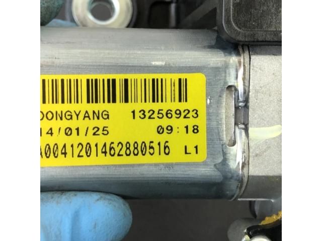 bontott OPEL ZAFIRA C Hátsó Ablaktörlő Motor