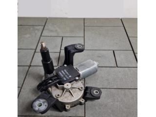 bontott OPEL ZAFIRA C Hátsó Ablaktörlő Motor