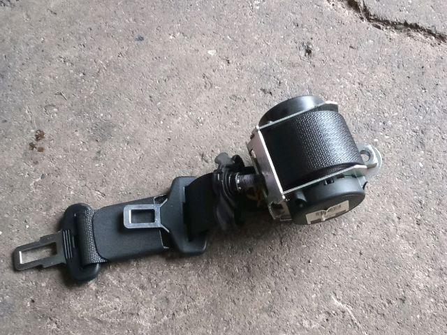 bontott OPEL ZAFIRA C Hátsó középső Biztonsági Öv