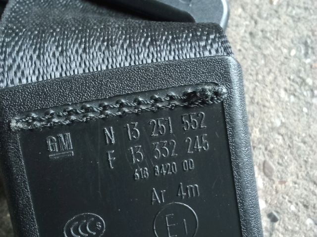 bontott OPEL ZAFIRA C Hátsó középső Biztonsági Öv