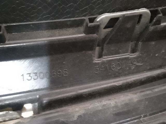 bontott OPEL ZAFIRA C Hűtőrács