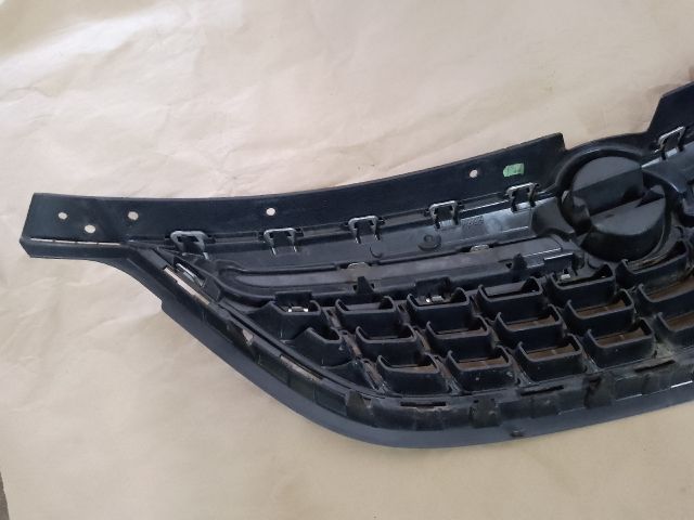 bontott OPEL ZAFIRA C Hűtőrács