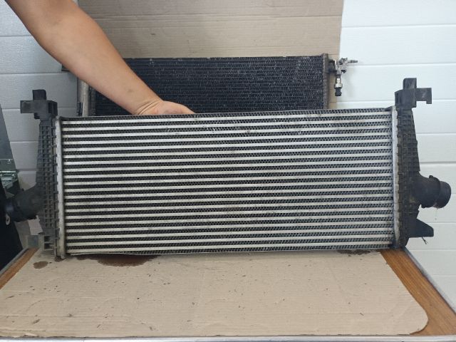 bontott OPEL ZAFIRA C Intercooler