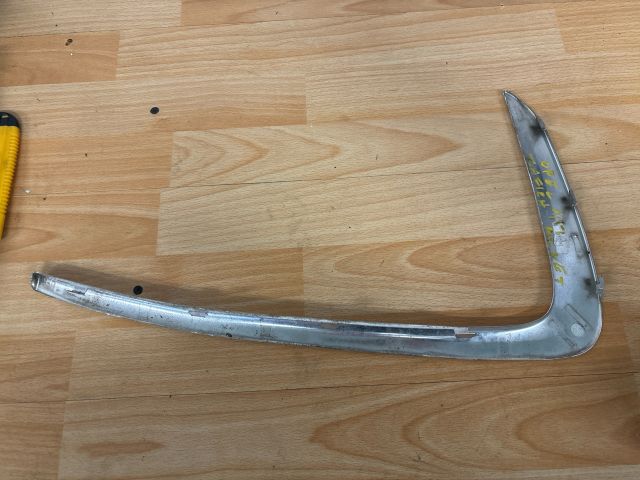 bontott OPEL ZAFIRA C Jobb Ajtó Mögötti Díszléc