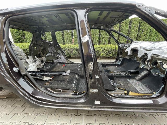 bontott OPEL ZAFIRA C Jobb B Oszlop