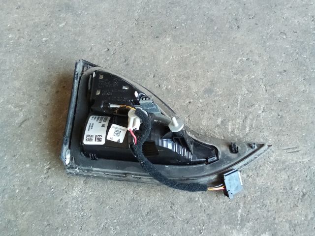 bontott OPEL ZAFIRA C Jobb Belső Hátsó Lámpa