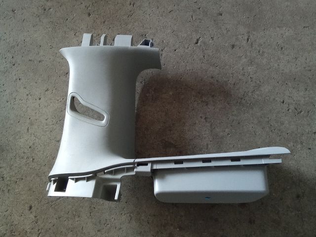 bontott OPEL ZAFIRA C Jobb C Oszlop Burkolat