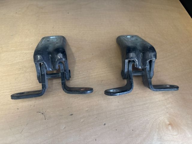 bontott OPEL ZAFIRA C Jobb első Alsó Zsanér