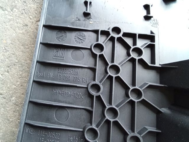 bontott OPEL ZAFIRA C Jobb első Belső Küszöb Burkolat