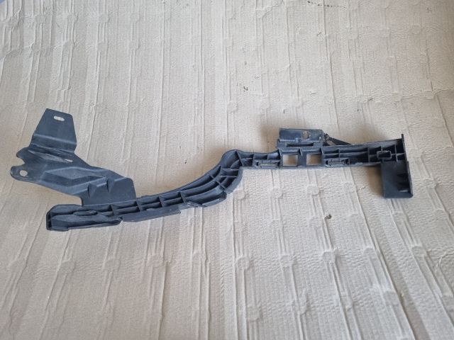 bontott OPEL ZAFIRA C Jobb első Lökhárító Tartó (Műanyag)