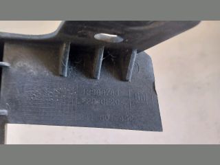 bontott OPEL ZAFIRA C Jobb első Oldal Lökhárító Tartó (Műanyag)