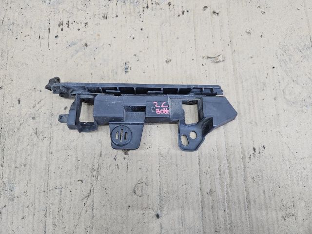 bontott OPEL ZAFIRA C Jobb első Oldal Lökhárító Tartó (Műanyag)