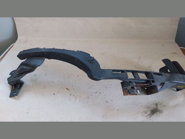 bontott OPEL ZAFIRA C Jobb első Oldal Lökhárító Tartó (Műanyag)