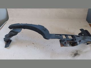 bontott OPEL ZAFIRA C Jobb első Oldal Lökhárító Tartó (Műanyag)