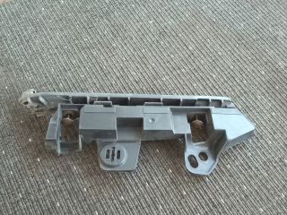 bontott OPEL ZAFIRA C Jobb első Oldal Lökhárító Tartó (Műanyag)