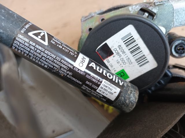 bontott OPEL ZAFIRA C Jobb első Övfeszítő