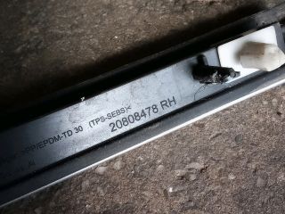 bontott OPEL ZAFIRA C Jobb első Sárvédő Díszléc