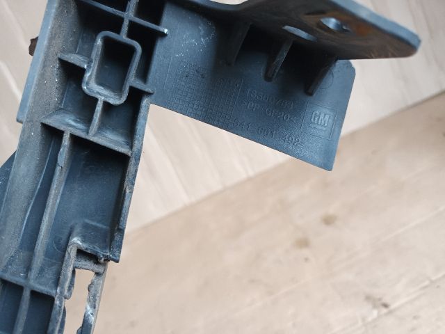 bontott OPEL ZAFIRA C Jobb Fényszóró Tartó