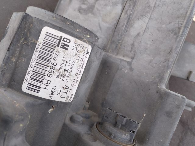 bontott OPEL ZAFIRA C Jobb Fényszóró