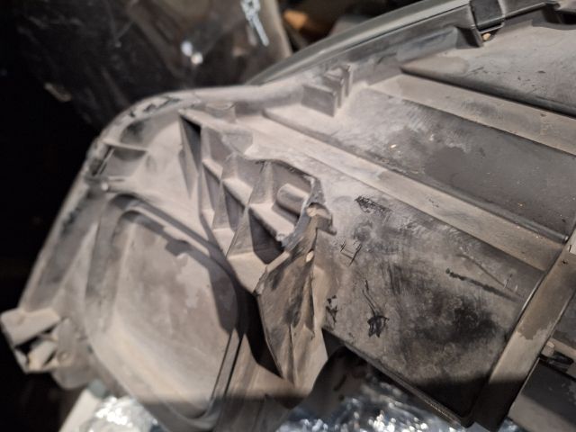 bontott OPEL ZAFIRA C Jobb Fényszóró