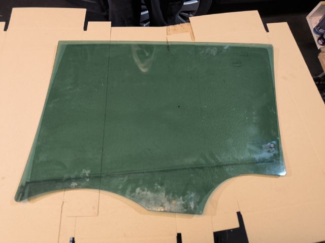 bontott OPEL ZAFIRA C Jobb hátsó Ablak