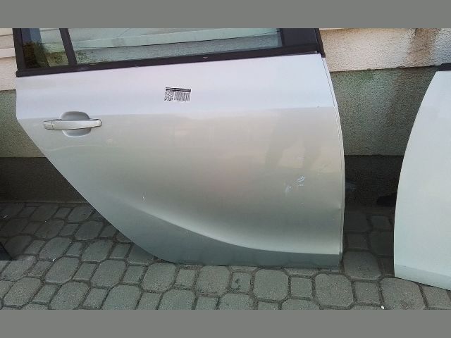 bontott OPEL ZAFIRA C Jobb hátsó Ajtó (Részeivel)