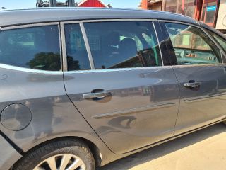 bontott OPEL ZAFIRA C Jobb hátsó Ajtó (Részeivel)