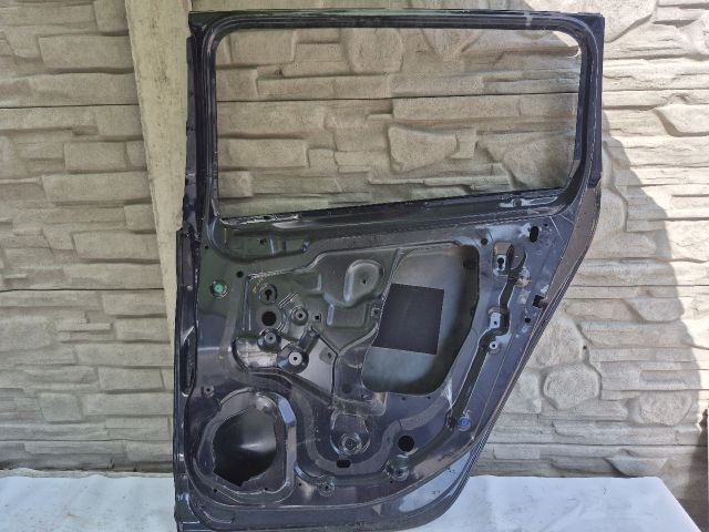 bontott OPEL ZAFIRA C Jobb hátsó Ajtó (Üres lemez)