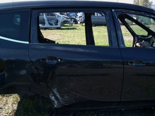 bontott OPEL ZAFIRA C Jobb hátsó Ajtó (Üres lemez)