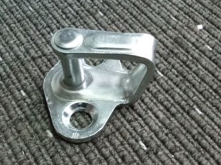 bontott OPEL ZAFIRA C Jobb hátsó Ajtózár