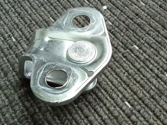 bontott OPEL ZAFIRA C Jobb hátsó Ajtózár