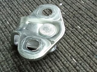 bontott OPEL ZAFIRA C Jobb hátsó Ajtózár