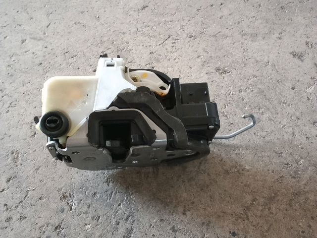 bontott OPEL ZAFIRA C Jobb hátsó Ajtózár