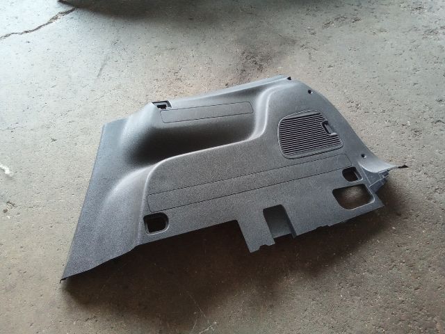 bontott OPEL ZAFIRA C Jobb hátsó Csomagtér Burkolat (Műanyag)